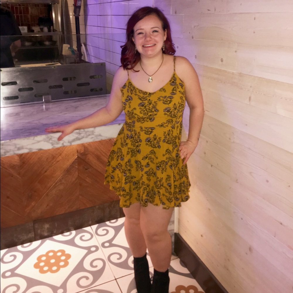 Yellow dress